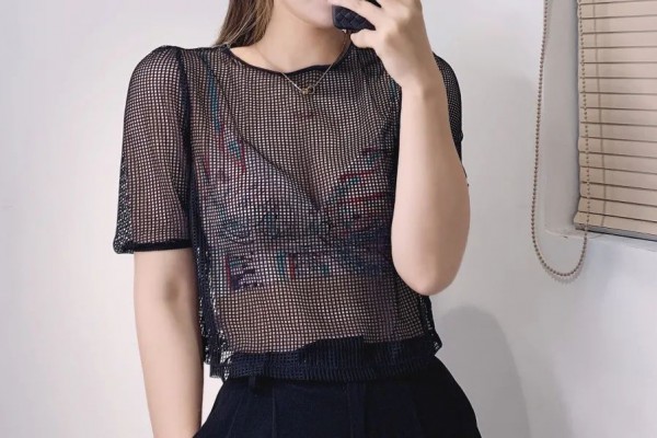 梧桐本色38女神节 勇敢的挥展花季少女般姿态