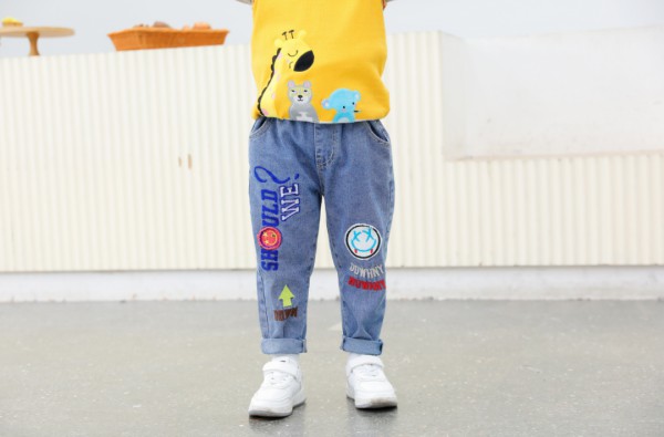 netaikyo快乐热带鱼童装 带您点亮春季潮“裤”造型