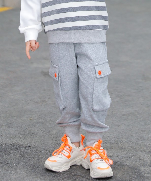 netaikyo快乐热带鱼童装 带您点亮春季潮“裤”造型