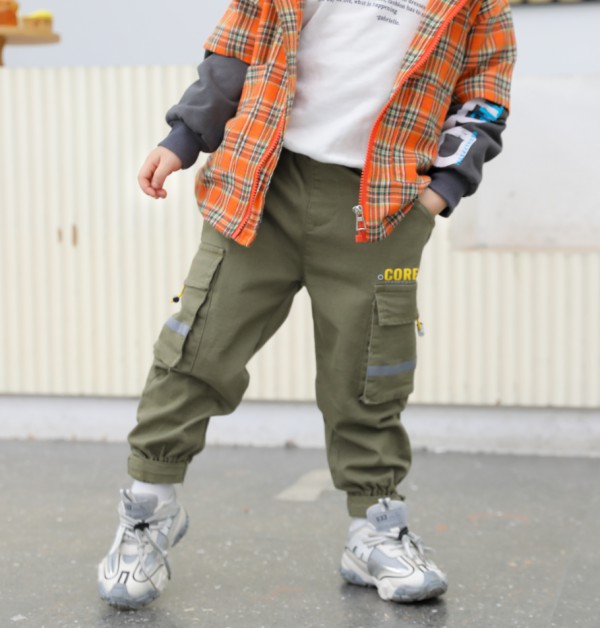 netaikyo快乐热带鱼童装 带您点亮春季潮“裤”造型