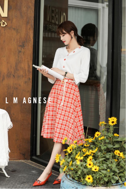 简爱格妮斯高端女装春日唤新 演绎早春时尚穿搭