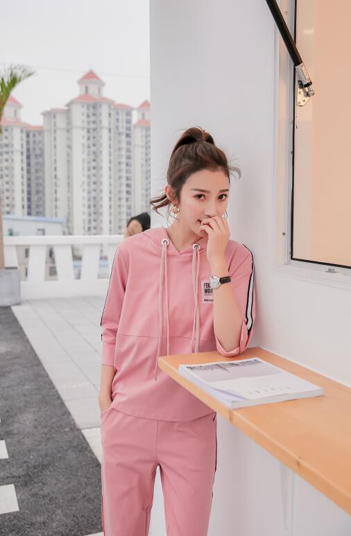 YYMOLI樱语茉莉:没有最好的穿搭,只有更好时尚潮流!