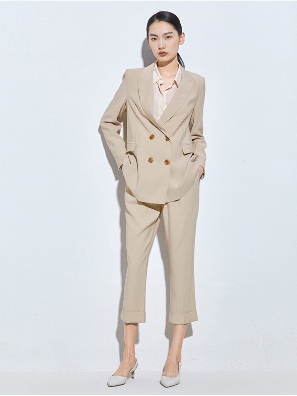 品牌折扣店加盟具有优势吗?爱弗瑞女装怎么样?