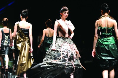 看到就是赚到!时尚的另一面,YYMOLI樱语茉莉帮你答了题