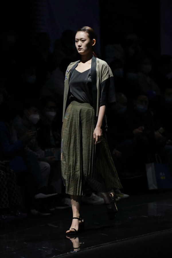 CHIC SHOW DAY1 :盛装而来的潋滟之美