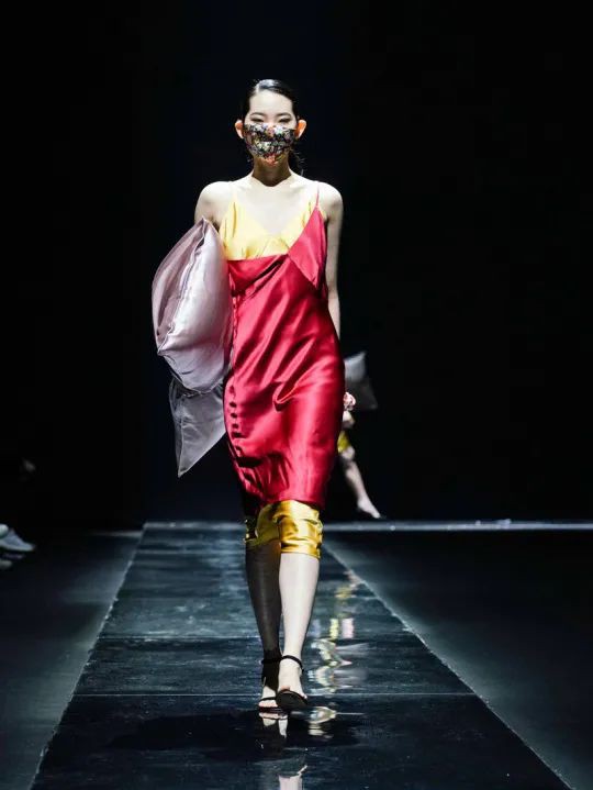 CHIC SHOW DAY1 :盛装而来的潋滟之美