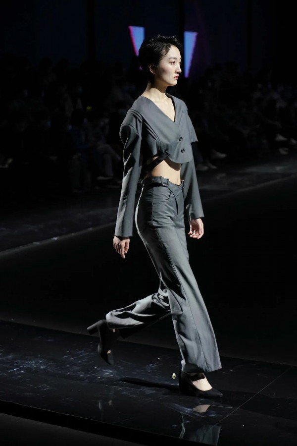 CHIC SHOW DAY1 :盛装而来的潋滟之美