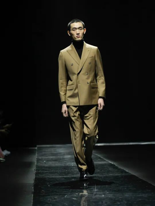 CHIC SHOW DAY1 :盛装而来的潋滟之美