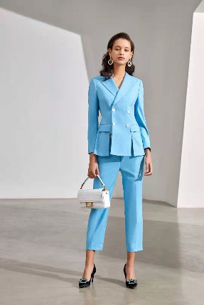 精品时尚女装品牌“IF.U”独特的风格更受消费者欢迎