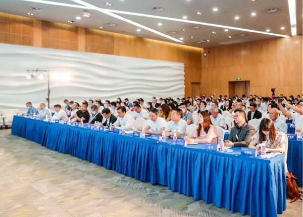 为行业破局丨第三届中国校园服饰国际博览会招展全面启动