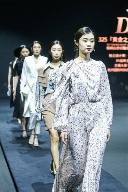 CHIC 2021春季梧桐台原创服饰品牌联合秀—时尚可期