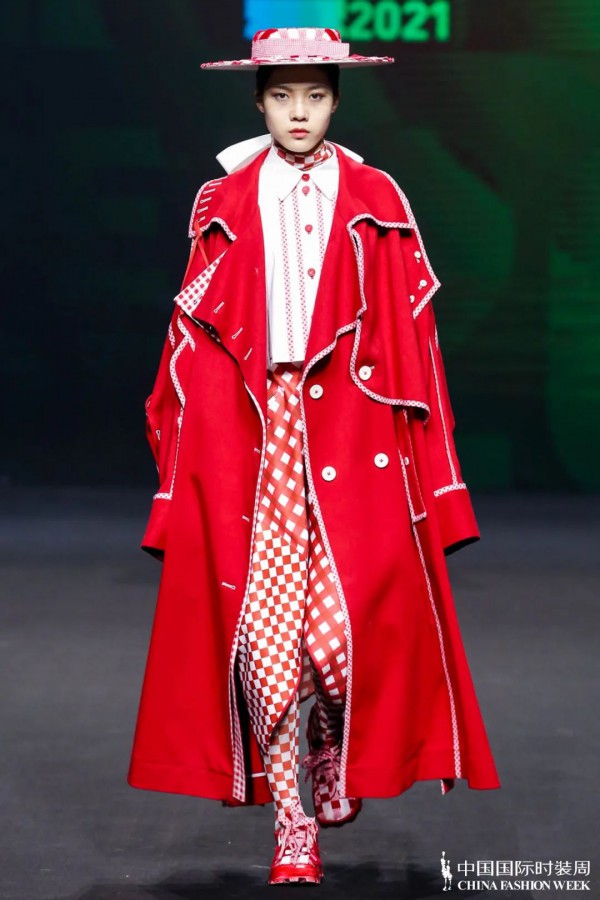 “汉帛奖”第29届中国国际青年设计师时装作品大赛决赛完美收官