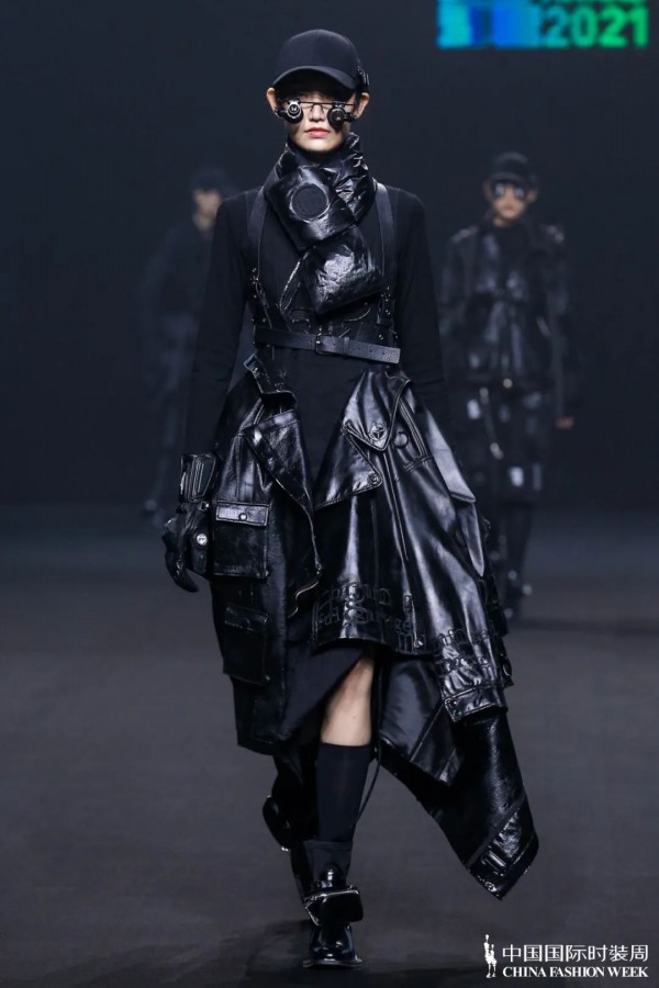 “汉帛奖”第29届中国国际青年设计师时装作品大赛决赛完美收官