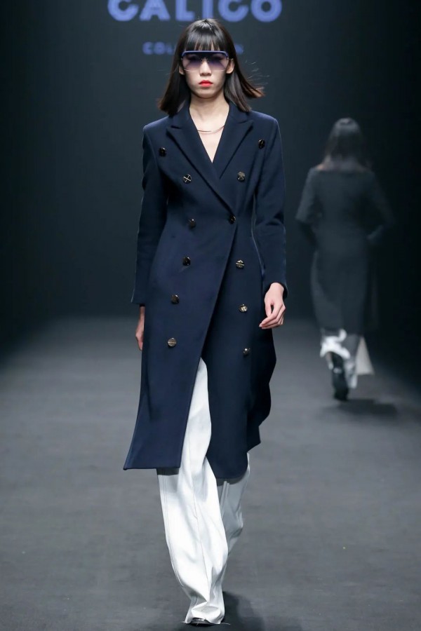 中国国际时装周秀场直击DAY2 | 新锐力量与传统文化的碰撞