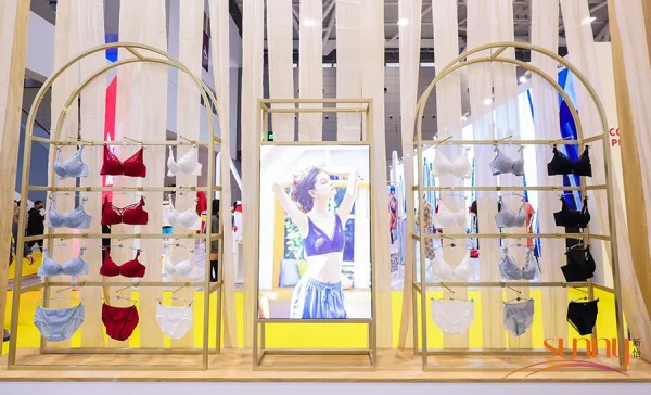 深圳针博会直击 美丽工匠·新怡制造 筑梦内衣新境界