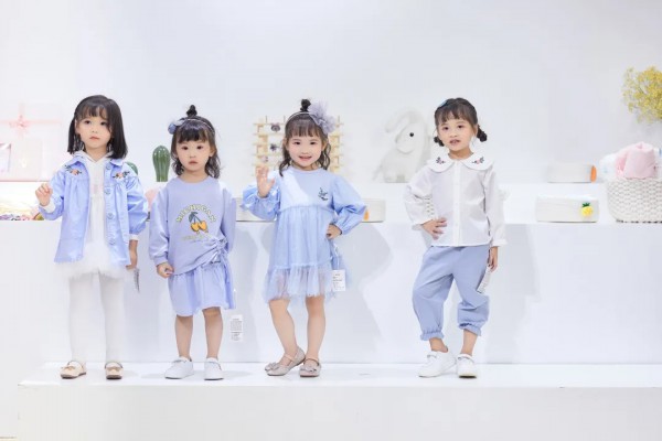 春天如何为宝宝挑选一件合适的新衣?