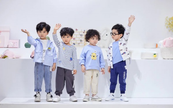 春天如何为宝宝挑选一件合适的新衣?