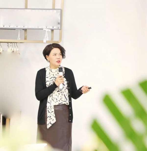 赋新而上 CADIDL 2021A/W新品订货会优雅启幕