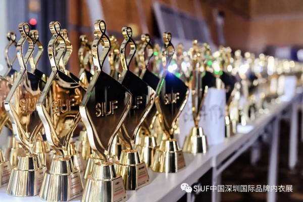 金肚兜奖 | 中国内衣行业年度评选网络投票倒计时