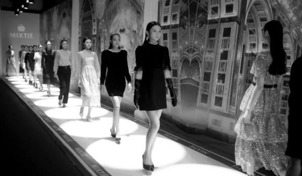 MIXTIE | 2021秋季订货会势不可挡,订货同比增长56%,完美收官!