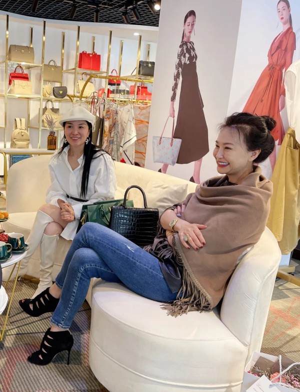 VESPER LYND 春夏之约——影视明星乔红女神驾到