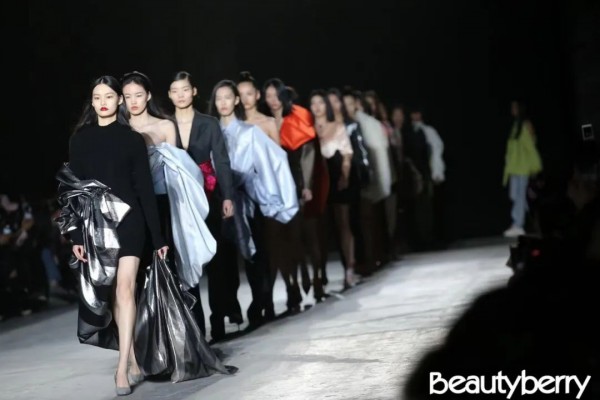 中国国际时装周秀场直击DAY5 | 自然,人类永恒的主题