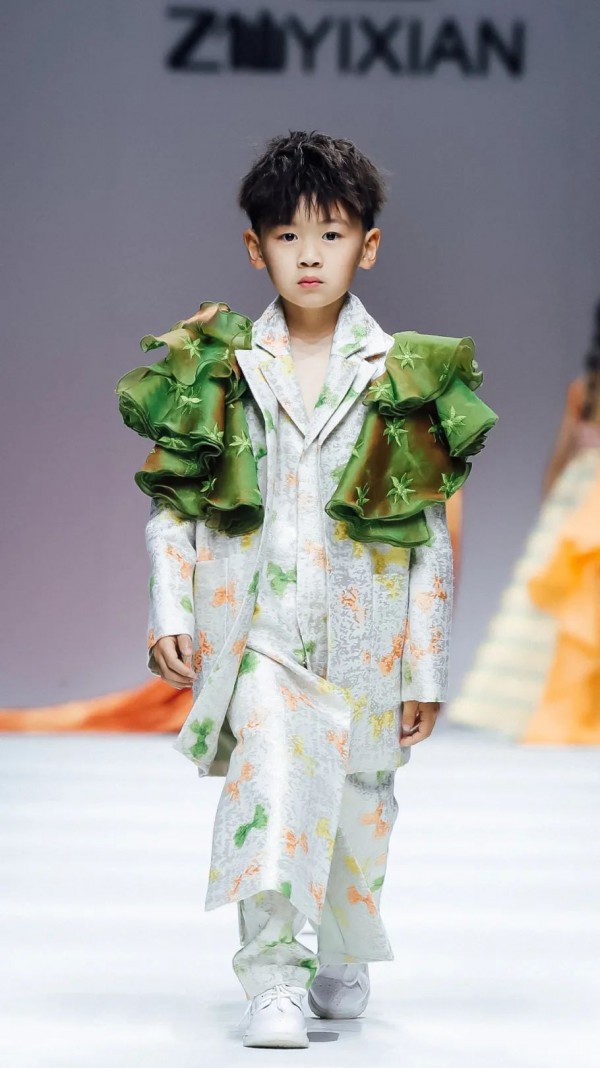 童话小镇 | 浪漫篇章,映衬童真