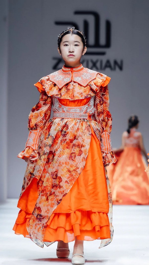 童话小镇 | 浪漫篇章,映衬童真