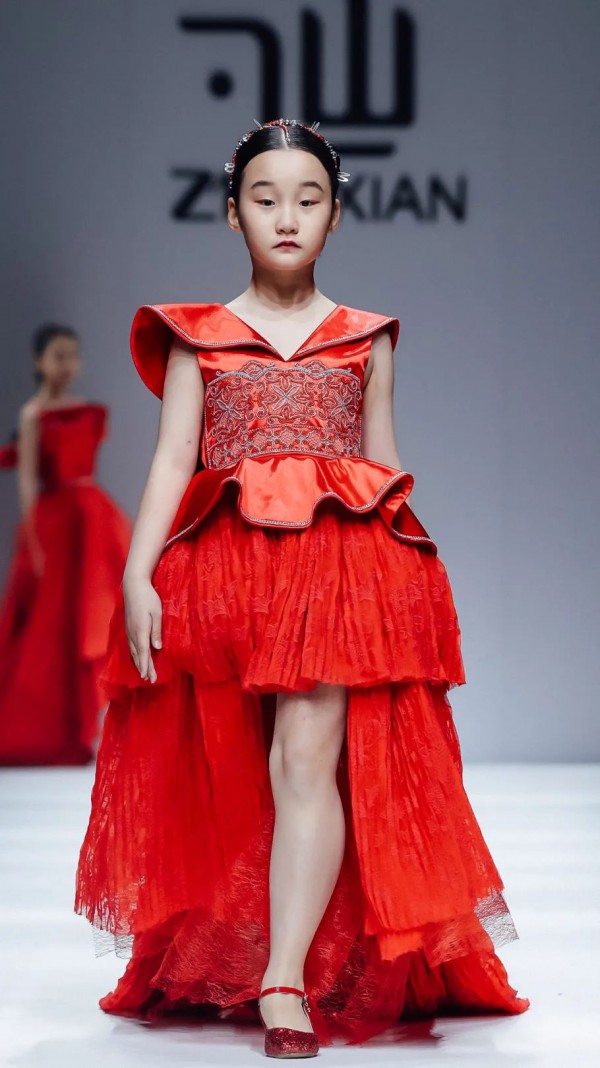 童话小镇 | 浪漫篇章,映衬童真