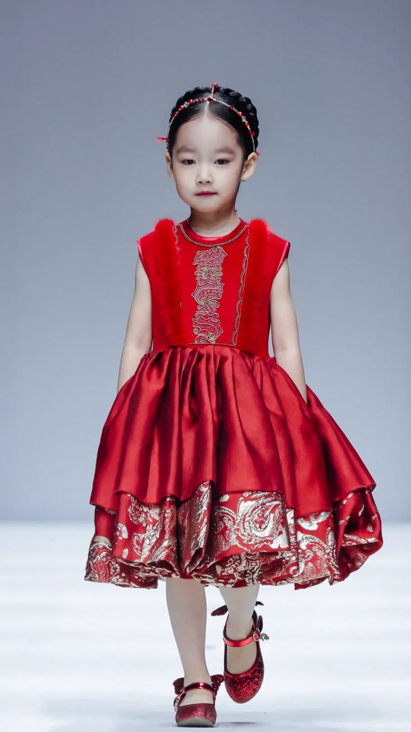 童话小镇 | 浪漫篇章,映衬童真