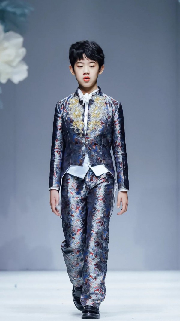 童话小镇 | 浪漫篇章,映衬童真