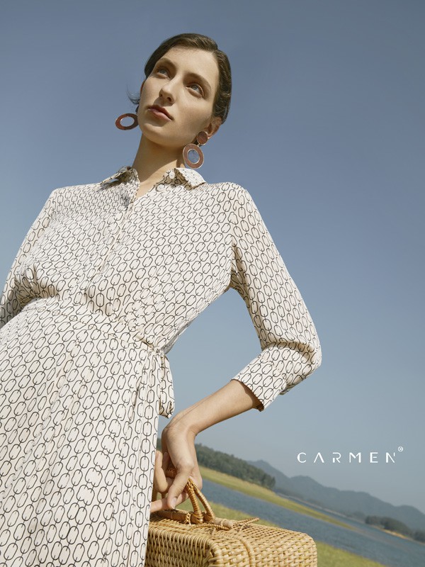 温柔的春季连衣裙 带你感受春风的轻抚