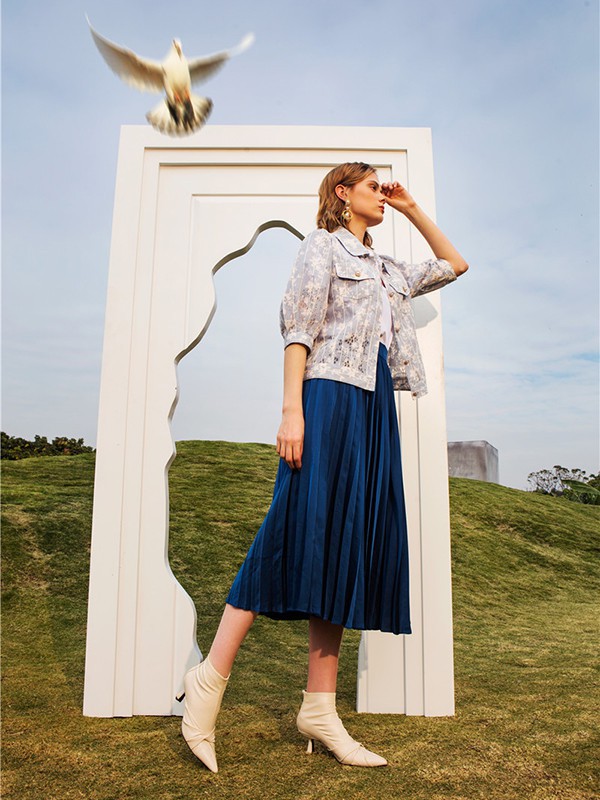 什么创业项目更赚钱?百图女装加盟带你走向成功