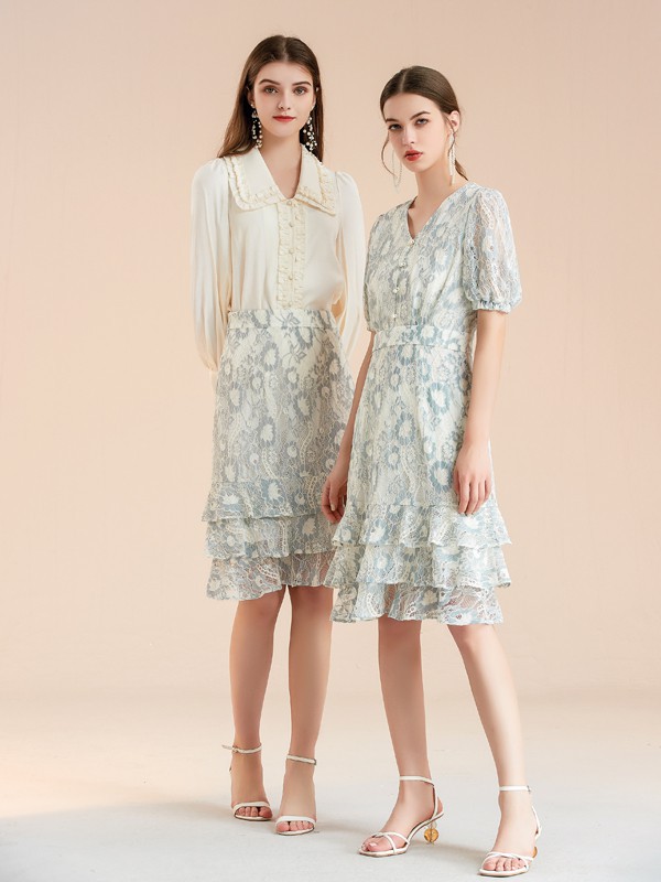 闺蜜装怎么挑选呢?这两种风格不同的连衣裙套装你更适合哪款