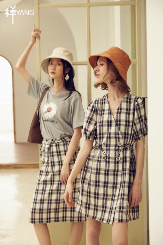 ​女装加盟店选址要注意哪些?样YANG女装怎么样?