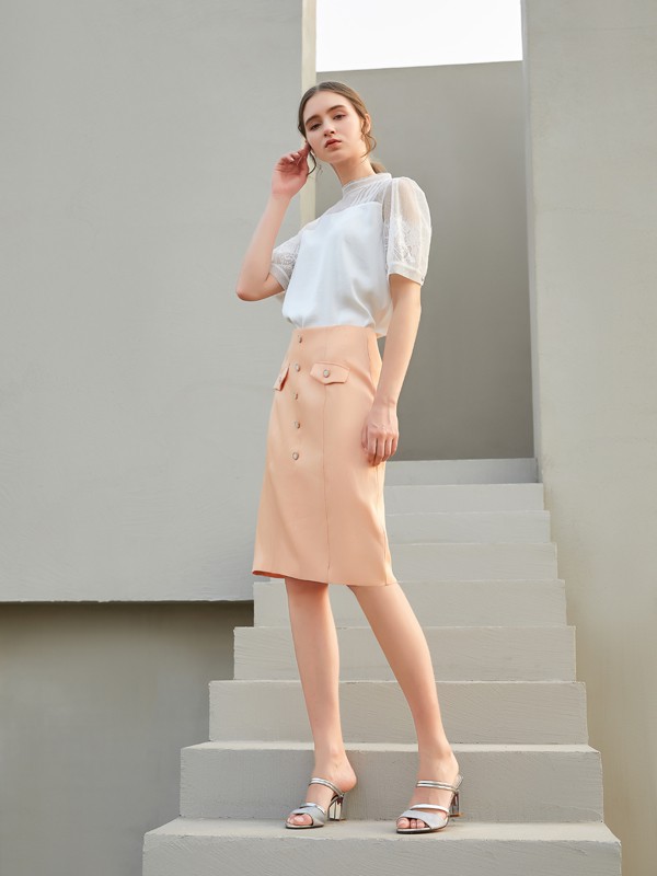 如何选择一家知名度高的女装加盟店?金蝶茜妮女装怎么样?