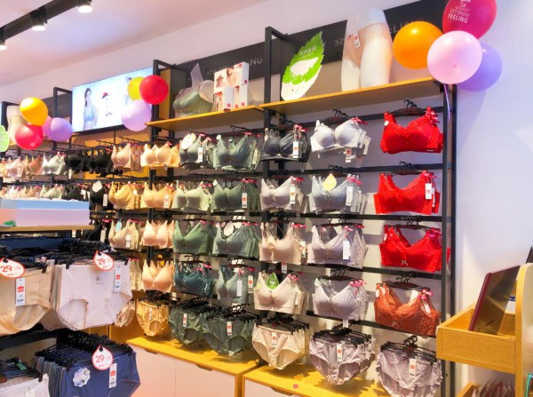 牛年牛气冲天,都市新感觉加盟店两店齐开!双喜临门!