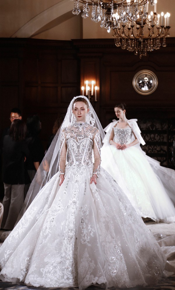 邂逅皇室AngeloEstera 独一无二的奢华力量