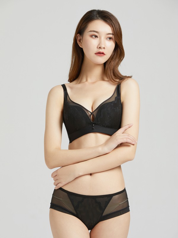 女士文胸加盟,闺秘内衣品牌给你贴心的服务