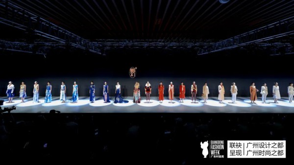 乾·坤 ——邓兆萍私人定制2021/22春夏秋冬时尚作品发布