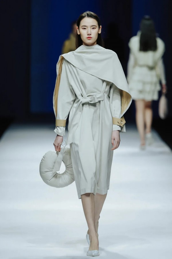 2021深圳时装周 | 朗黛:打开任意门,自由穿梭不设限