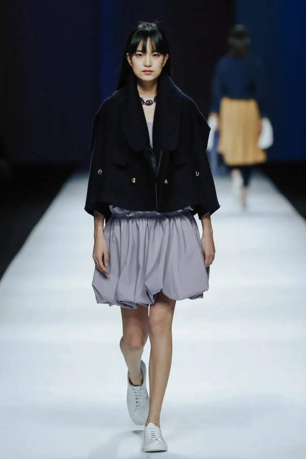 2021深圳时装周 | 朗黛:打开任意门,自由穿梭不设限