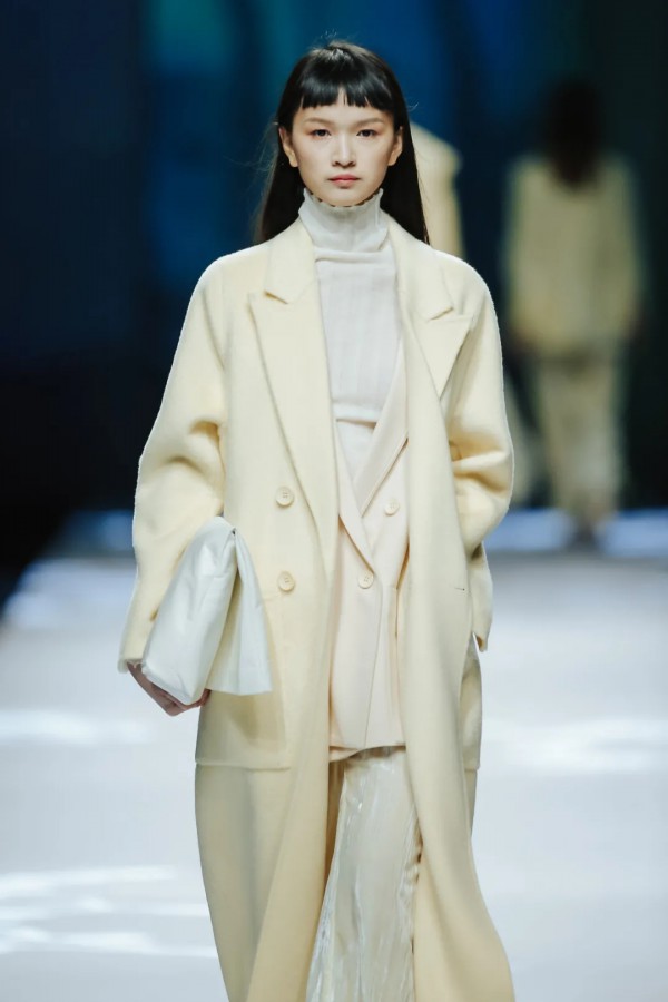 2021深圳时装周 | 朗黛:打开任意门,自由穿梭不设限