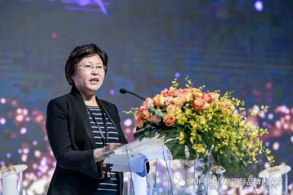 深圳国际内衣展引领全球时尚风向 82500平方米展区汇聚逾千品牌数万新品