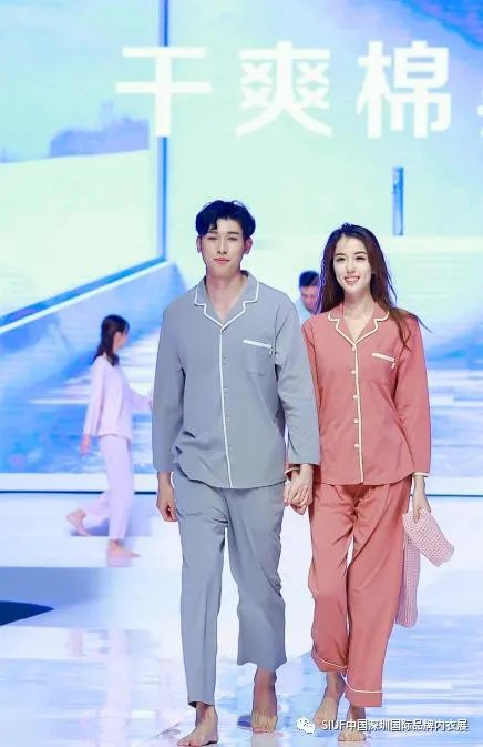 深圳国际内衣展引领全球时尚风向 82500平方米展区汇聚逾千品牌数万新品