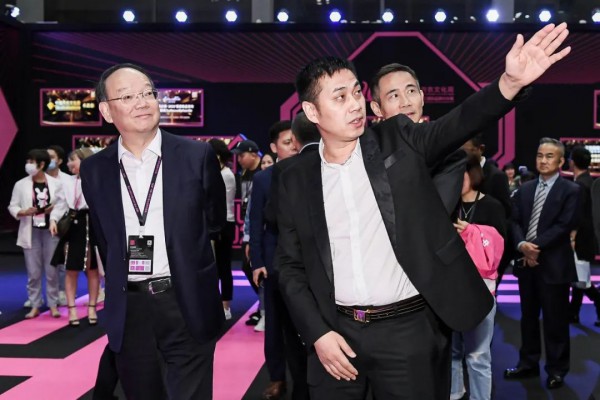 内衣行业至高荣誉大奖——金肚兜奖颁奖典礼盛大举行