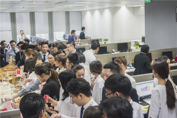 十六年最青春 伊顿迎来了最青春的时光