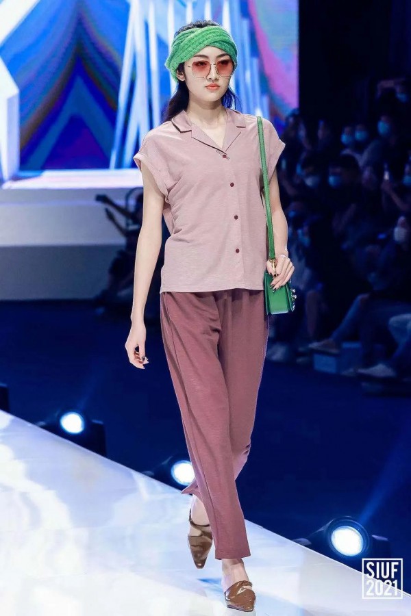 SIUF2021秀场直击| 伊丝艾拉·淳度·立美力·闺秘·唯美联合发布秀惊艳全场