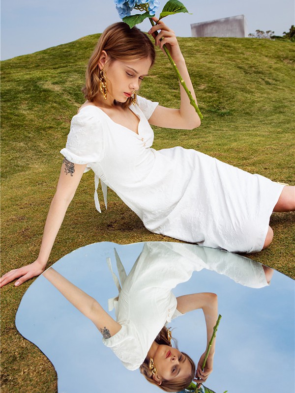 怎么选择优质的女装加盟品牌?百图更值得信赖