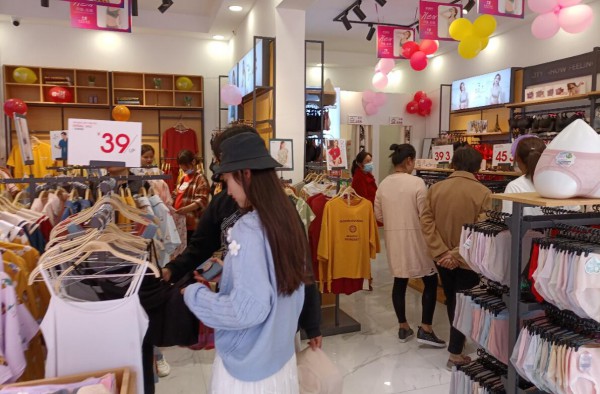 开业大吉!热烈祝贺都市新感觉加盟店8店齐开!